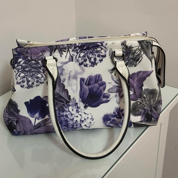 TanJay Purple Floral Faux Leather Shoulder Bag - Picture 4 of 8